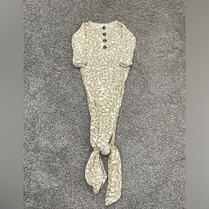 Lou Lou & Company newborn knotted gown new in box.